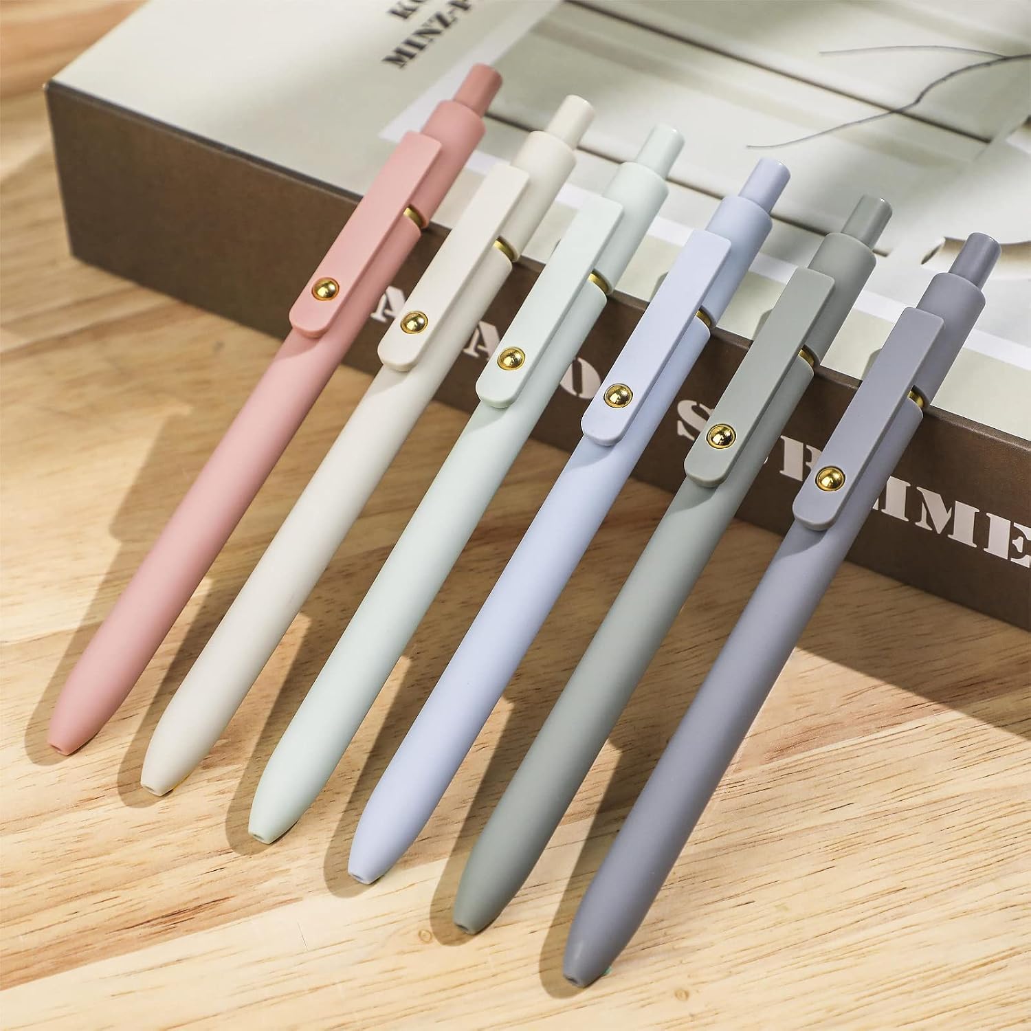 Ddaowanx Gel Pens,6 Pcs 0.5mm Retractable Quick Dry Black Ink Pens | Fine Point Smooth Writing Pens for Nurses,Teachers,Cute Stationery Office&School Supplies,Gifts for Women